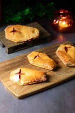 Bloody-Coffin-Hand-Pies.jpg