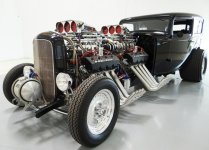 1932 Ford Twice Blown 20Hemi.jpg