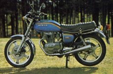 Honda CB400A  3.jpg