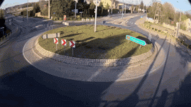 roundabout_poland_32caefb8bec81841ec47717aa9ebe4e87c98dd59.gif