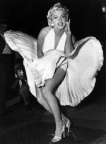 Marilyn_Monroe_photo_pose_Seven_Year_Itch.jpg