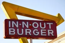 240123-in-n-out1-beg-0503p-6b0ffe.webp