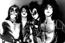 Kiss-classic.jpg