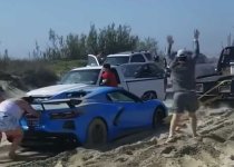 c8-driver-buries-corvette-in-beach-sand-2022-04-18_16-48-00_760784-1440x1032.jpg